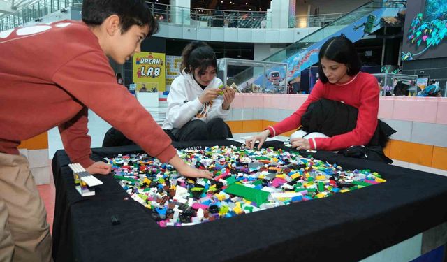 Başkan Altay tüm çocukları ve ailelerini ara tatilde Konya Bilim Merkezi'ne davet etti