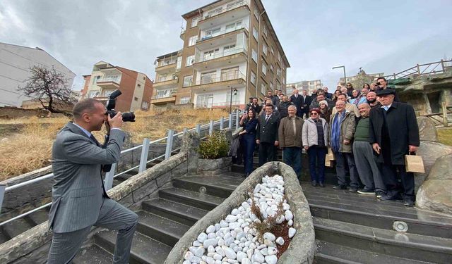Başkan Özdemir: 'Gazeteciler en özel günlerinde bile mesleklerini bırakamıyor'