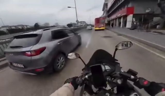 Bursa'da motosikletlinin ölümden döndüğü anlar