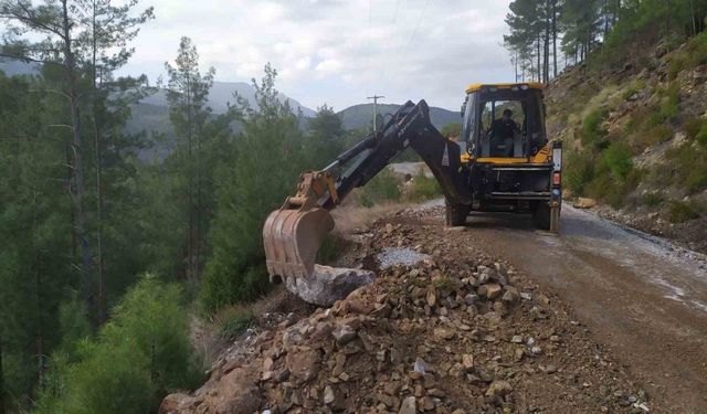 Büyükşehir'den yağışın ardından olumsuzluklara müdahale