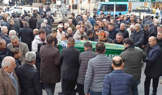 Devrek'in ilk kadın baston ustası dualarla son yolculuğuna uğurlandı