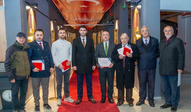 Dumlupınar'da 'Objektifimden Dumlupınar' fotoğraf yarışmasının ödülleri sahiplerini buldu