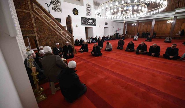 Ebediyete irtihal eden gazeteciler ve şehitler için mevlid-i şerif programı düzenlendi