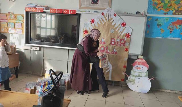 Erciş'te öğrencilerin karne sevinci