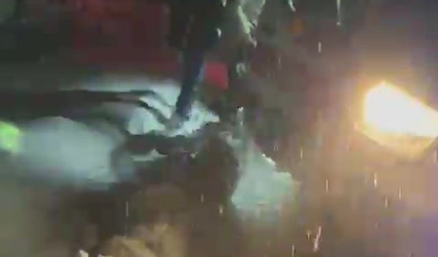 Gercüş'te karda mahsur kalan hasta ve ambulans kurtarıldı