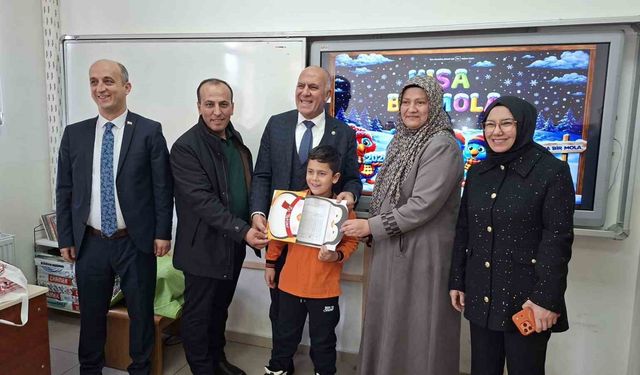 Hisarcık'ta bin 50 öğrenci tatile girdi