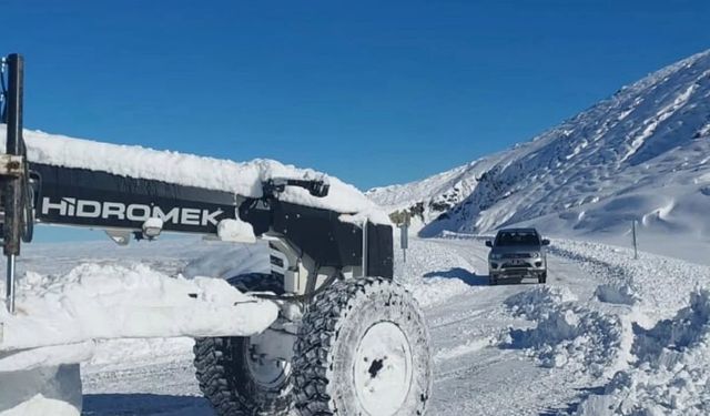 Iğdır'da karla kapanan tüm köy yolları ulaşıma açıldı