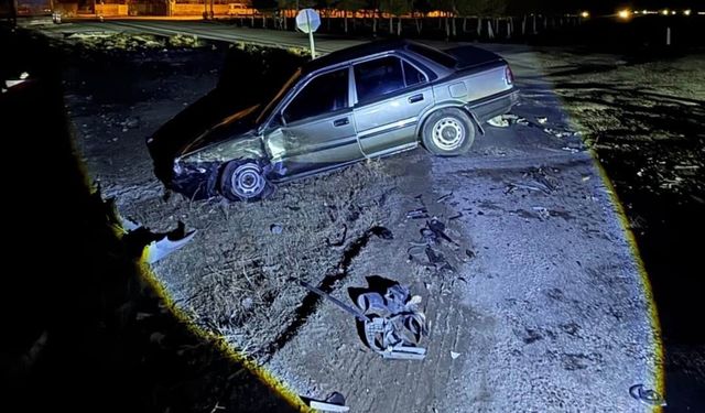 Karapınar'da otomobiller çarpıştı: 2 yaralı