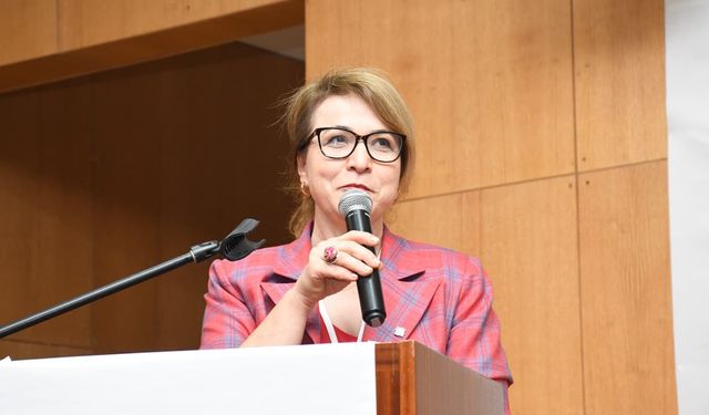 Kent Konseyi Başkanı Sevinç Baykan Özden Balıkesir'i gururlandırdı