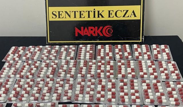 Kırşehir'de 3 şahsın üzerinden 490 adet uyuşturucu çıktı