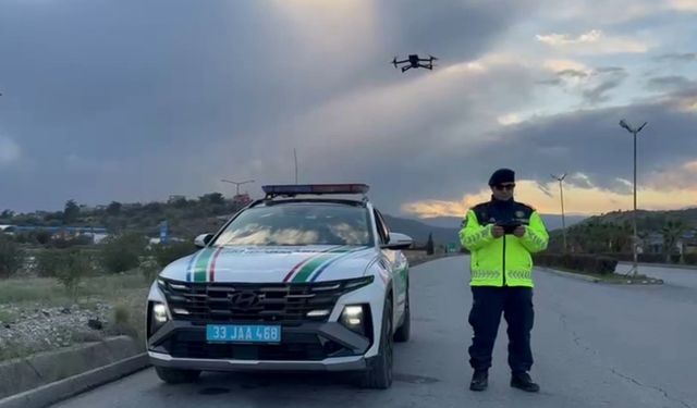 Mersin otoyolunda dron destekli jandarma denetimi: 6 bin 230 TL ceza