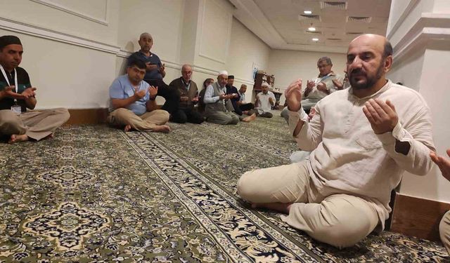 Miraç kandilini kutsal topraklarda idrak ettiler