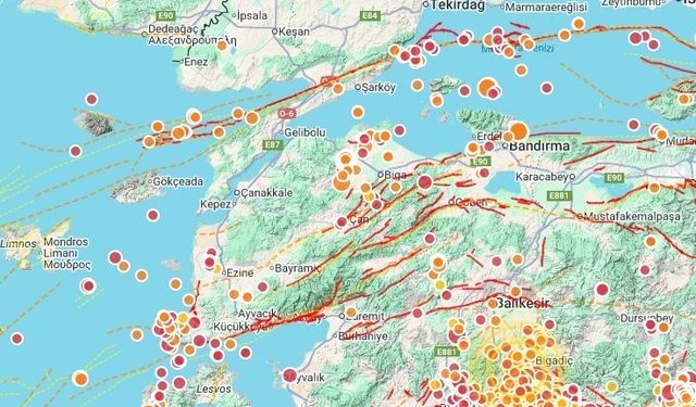 Prof. Dr. Tolga Bekler: 'Biga mikro deprem aktivitesinin de en çok olduğu bölgelerden bir tanesi'