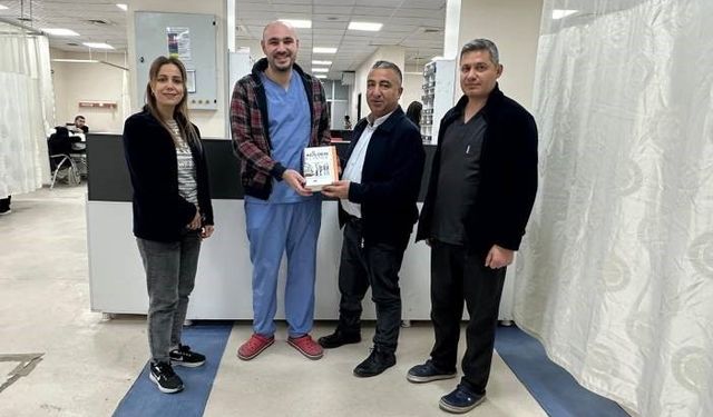 Sağlık-Sen'den acil servislere akademik destek: 'Acilin El Kitabı' Cizre Devlet Hastanesinde