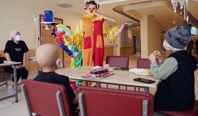 Sanatın rehabilite edici gücünü çocuklarla buluşturdular