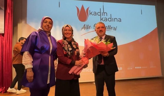 Sincan Belediyesi'nden kadınların hayatına dokunan sohbetler