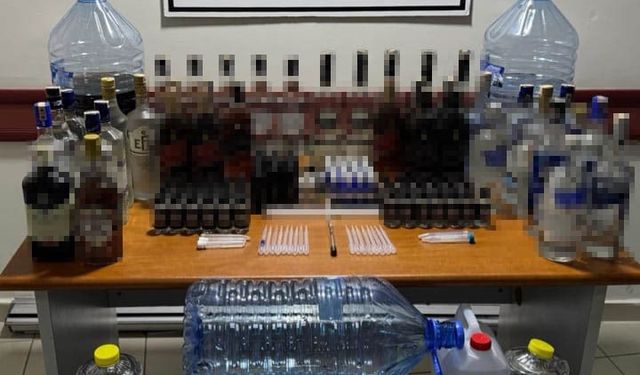 Sinop'ta litrelerce kaçak ürün ele geçirildi