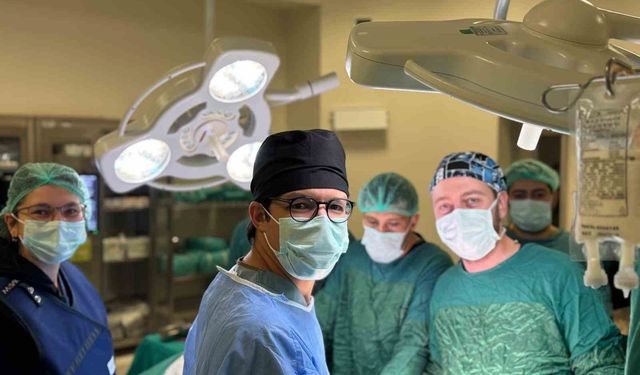 Tatvan'da omurga ve skolyoz ameliyatları başarıyla yapıldı