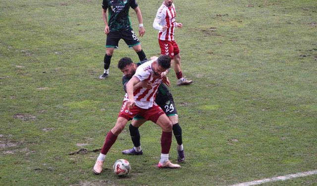 TFF 3. Lig: Amasyaspor: 1 - Tokat Belediyespor: 1