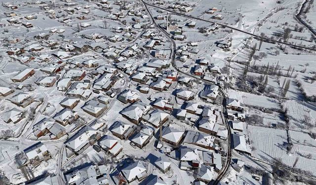 Uşak'ta kartpostallık kar manzaraları