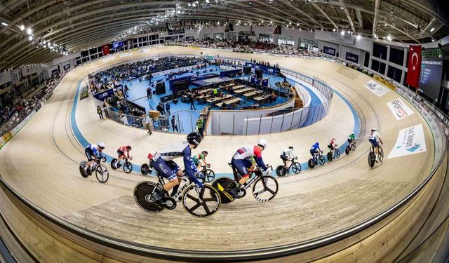 2026 UEC Avrupa Pist Bisikleti Şampiyonası'nın dördüncü günü rekorla başladı