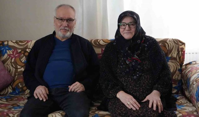 28 Şubat'ta başörtüsü sebebiyle mesleğini bırakmak zorunda kalan emekli öğretmen o karanlık günleri anlattı