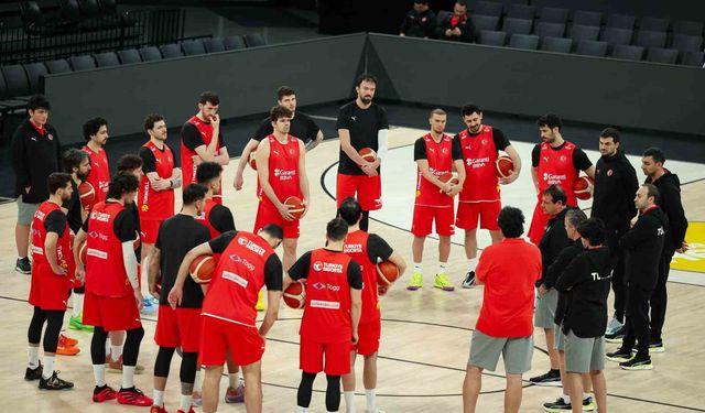 A Milli Erkek Basketbol Takımı, Sırbistan maçı hazırlıklarına başladı