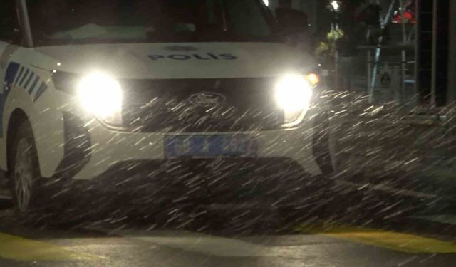 Aksaray'da kar yağışı başladı