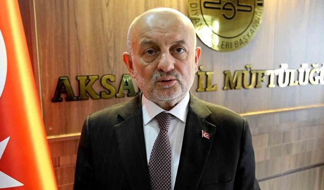 Aksaray'da mahyalar camileri süslüyor