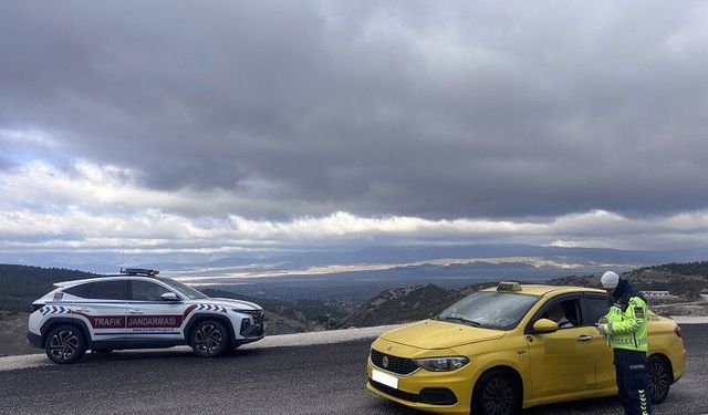 Burdur'da son 1 haftada 12 bin 272 araç ve sürücüsü sorgulandı