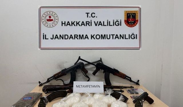 Çukurca'da uyuşturucu ve silah ele geçirildi