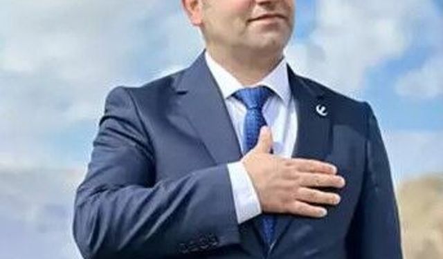 Derecik Belediye Başkanı Hasan Dinç'in başkanlığı düştü