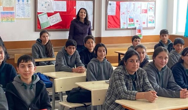 Diyadin'de öğrencilere vergi ve vatandaşlık bilinci aşılandı