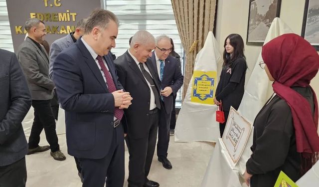 Edremit'te 'Hat ve Tezhip Sanatı' yarışması ödül töreni gerçekleşti