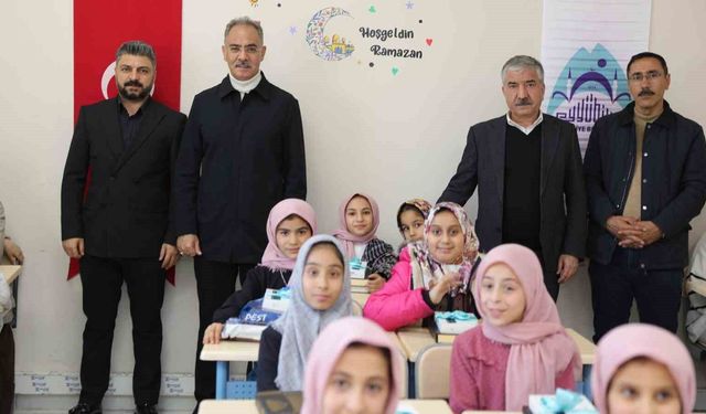 Eyyübiye'de Kur'an-ı Kerim okumaya başlayan çocuklar büyük sevinç yaşadı