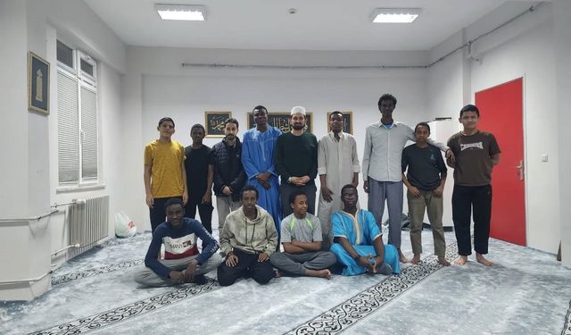 Gençlerden Ramazan'a anlamlı hazırlık