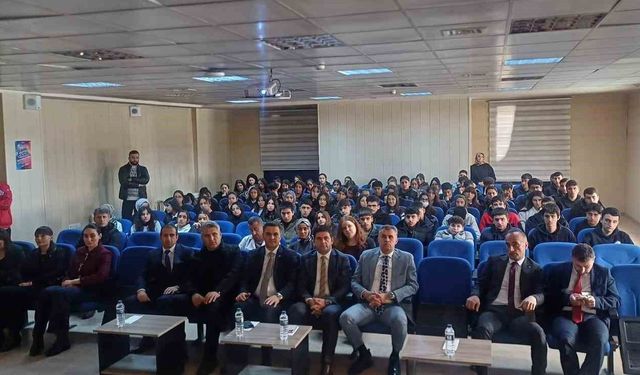 Hakkari'de gençler teknolojiyle buluşuyor