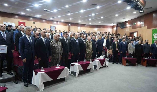 Iğdır'da Hocalı Katliamı'nda hayatını kaybedenler anıldı