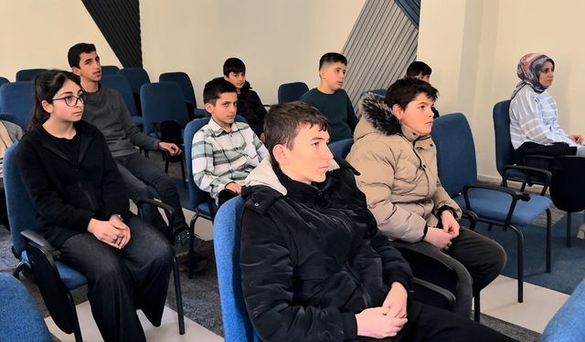 İran sınırında eğitimin yeni üssü: Esendere Halk Kütüphanesi