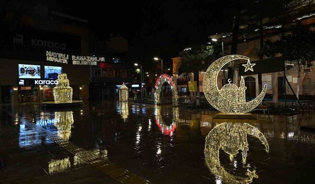Isparta'da iftar sofraları İstiklal Otopark'ta kurulacak