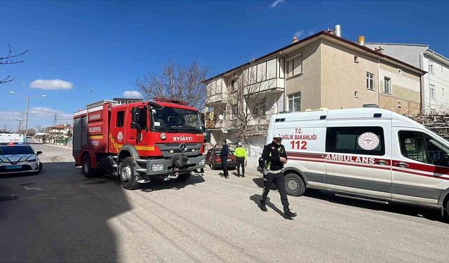 Karaman'da iki otomobil çarpıştı: 3 yaralı