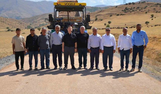 Kaymakam Demirer, özel idare ve KHGB'nin faaliyetlerini değerlendirdi