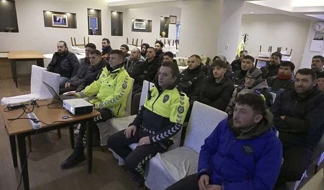 Kırklareli'nde motokuryelere güvenli sürüş eğitimi