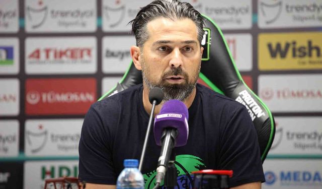 Konyaspor'da İlhan Palut transfer görüşmeleri için şehre davet edildi