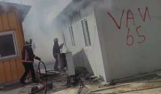 Malatya'da şantiyede korkutan yangın