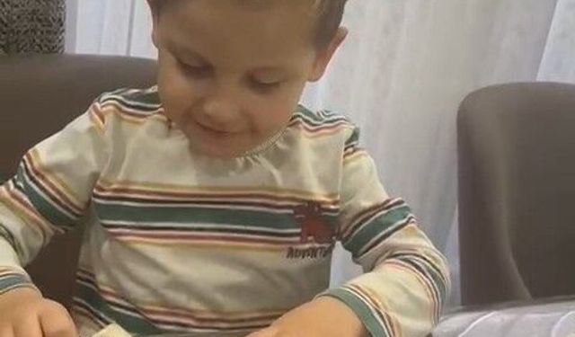 Rizeli miniklerden TSK Güçlendirme Vakfı'na anlamlı bağış