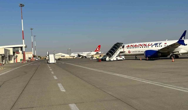 Şırnak Şerafettin Elçi Havalimanı ocak ayında 31 bin 415 yolcuya hizmet verdi