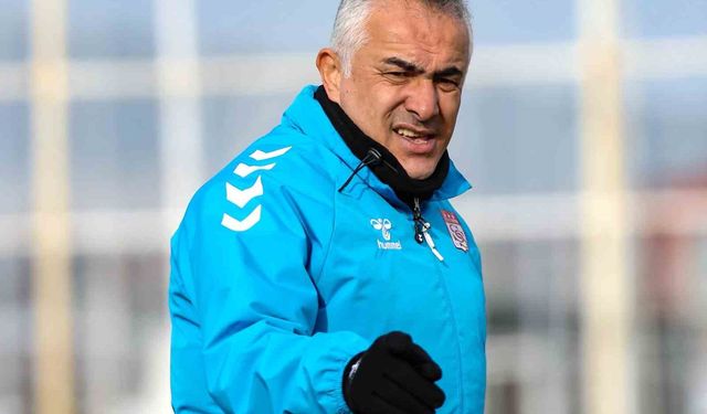 Sivasspor'da Mehmet Altıparmak ile yollar ayrıldı