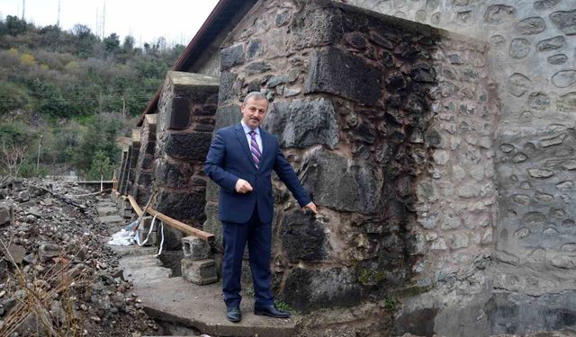 Tokat'ta 881 yıllık tarihi cami Osmanlı hamam sistemiyle ısıtılıyor