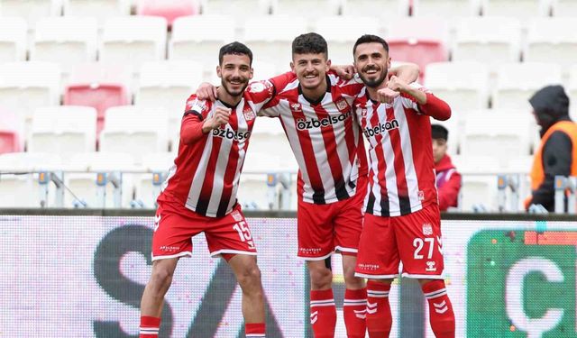 Trendyol 1. Lig: Özbelsan Sivasspor: 4 - Sakaryaspor: 1